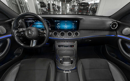 Mercedes-Benz E-Класс, 2021 год, 4 950 000 рублей, 8 фотография