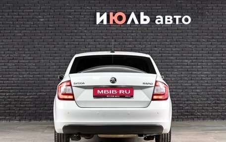 Skoda Rapid I, 2018 год, 1 380 000 рублей, 5 фотография