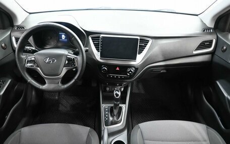 Hyundai Solaris II рестайлинг, 2017 год, 1 299 900 рублей, 9 фотография