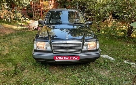 Mercedes-Benz E-Класс, 1995 год, 2 499 000 рублей, 4 фотография