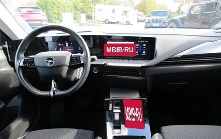 Opel Astra, 2023 год, 2 300 000 рублей, 7 фотография