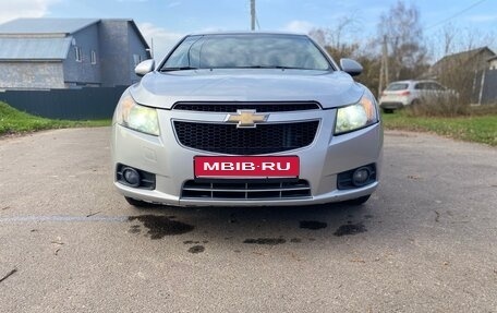 Chevrolet Cruze II, 2010 год, 680 000 рублей, 1 фотография