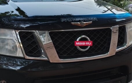 Nissan Pathfinder, 2011 год, 1 800 000 рублей, 1 фотография
