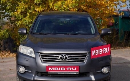 Toyota RAV4, 2011 год, 1 650 000 рублей, 2 фотография