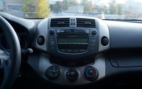Toyota RAV4, 2011 год, 1 650 000 рублей, 16 фотография
