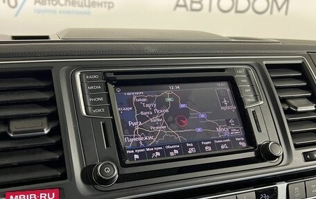 Volkswagen Multivan T6 рестайлинг, 2018 год, 4 897 700 рублей, 17 фотография