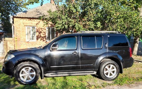 Nissan Pathfinder, 2011 год, 1 800 000 рублей, 3 фотография