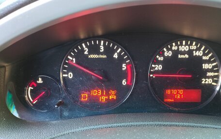 Nissan Pathfinder, 2011 год, 1 800 000 рублей, 9 фотография