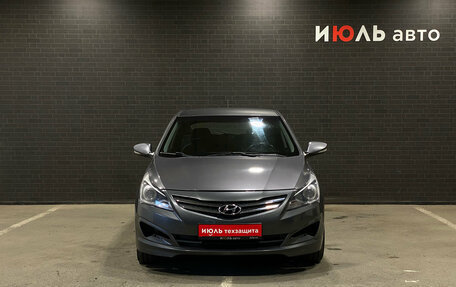 Hyundai Solaris II рестайлинг, 2015 год, 990 000 рублей, 2 фотография