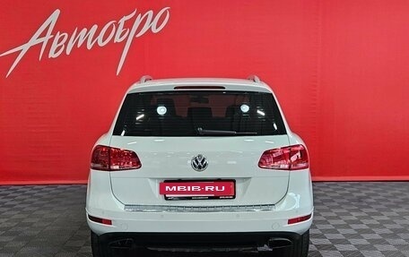 Volkswagen Touareg III, 2013 год, 1 790 000 рублей, 4 фотография