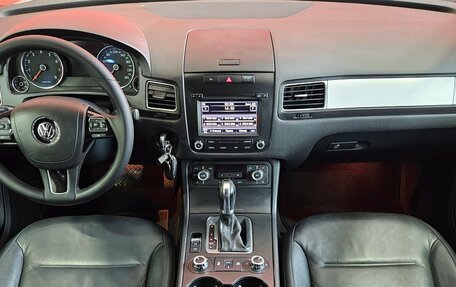 Volkswagen Touareg III, 2013 год, 1 790 000 рублей, 9 фотография