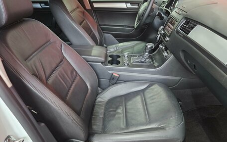 Volkswagen Touareg III, 2013 год, 1 790 000 рублей, 12 фотография