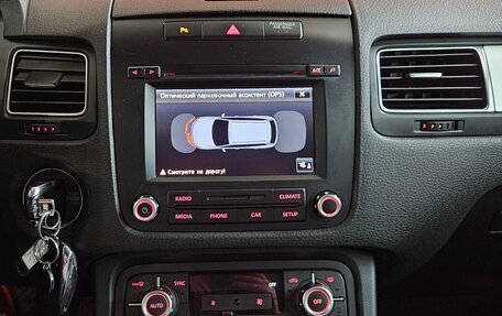 Volkswagen Touareg III, 2013 год, 1 790 000 рублей, 15 фотография