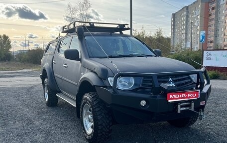 Mitsubishi L200 IV рестайлинг, 2013 год, 2 500 000 рублей, 1 фотография