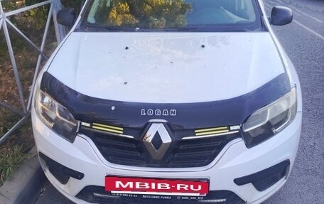 Renault Logan II, 2019 год, 430 000 рублей, 2 фотография