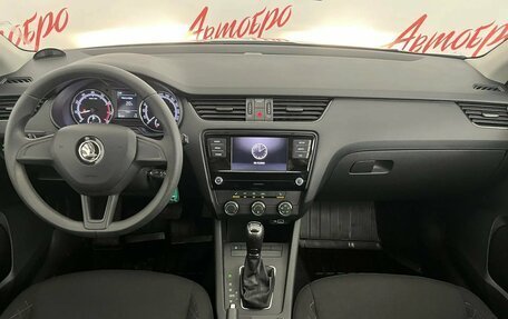 Skoda Octavia, 2020 год, 1 815 000 рублей, 9 фотография