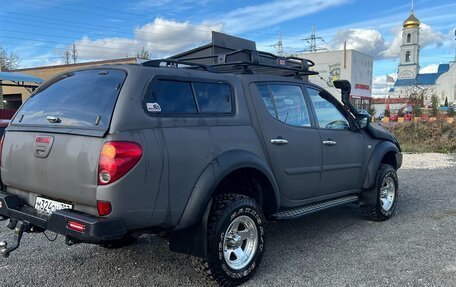 Mitsubishi L200 IV рестайлинг, 2013 год, 2 500 000 рублей, 3 фотография
