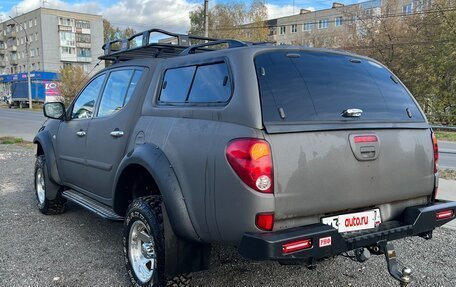 Mitsubishi L200 IV рестайлинг, 2013 год, 2 500 000 рублей, 4 фотография