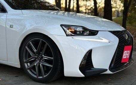 Lexus IS III, 2017 год, 2 780 000 рублей, 7 фотография