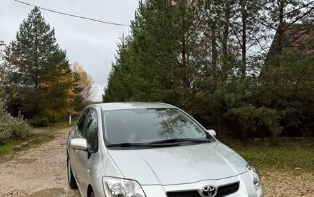 Toyota Auris II, 2009 год, 880 000 рублей, 1 фотография