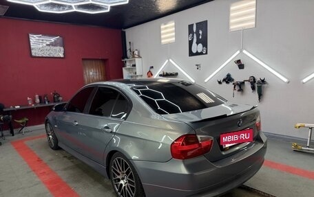 BMW 3 серия, 2005 год, 780 000 рублей, 3 фотография