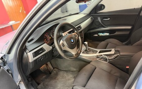BMW 3 серия, 2005 год, 780 000 рублей, 14 фотография