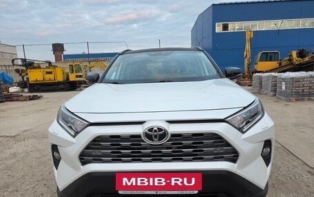Toyota RAV4, 2020 год, 3 480 000 рублей, 4 фотография