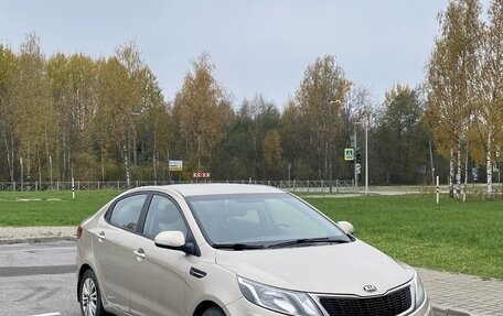 KIA Rio III рестайлинг, 2014 год, 800 000 рублей, 20 фотография