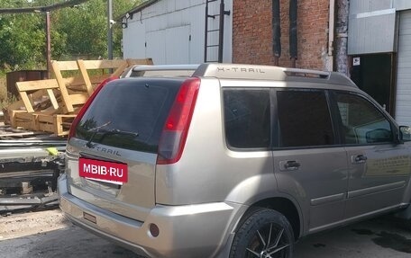 Nissan X-Trail, 2005 год, 780 000 рублей, 11 фотография