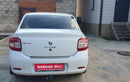 Renault Logan II, 2018 год, 600 000 рублей, 4 фотография