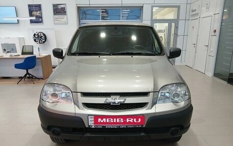 Chevrolet Niva I рестайлинг, 2018 год, 845 000 рублей, 2 фотография