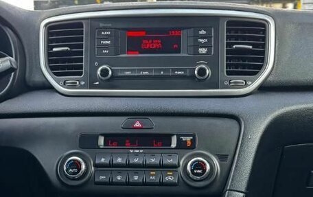 KIA Sportage IV рестайлинг, 2019 год, 2 090 000 рублей, 12 фотография