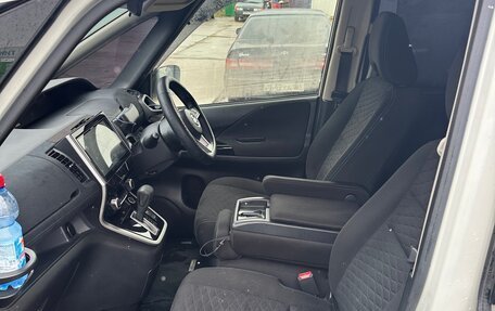 Nissan Serena IV, 2016 год, 2 100 000 рублей, 8 фотография