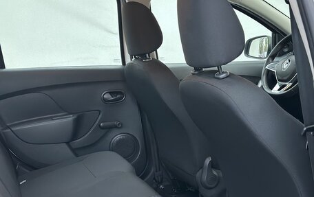 Renault Logan II, 2019 год, 1 180 000 рублей, 12 фотография