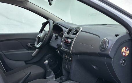 Renault Logan II, 2019 год, 1 180 000 рублей, 11 фотография