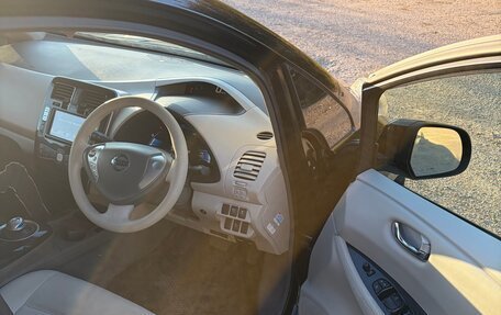 Nissan Leaf I, 2012 год, 750 000 рублей, 7 фотография
