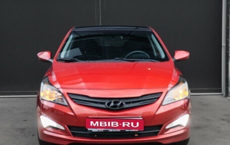 Hyundai Solaris II рестайлинг, 2015 год, 1 000 000 рублей, 2 фотография
