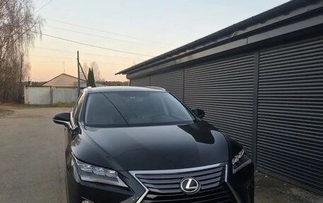 Lexus RX IV рестайлинг, 2016 год, 3 050 000 рублей, 1 фотография