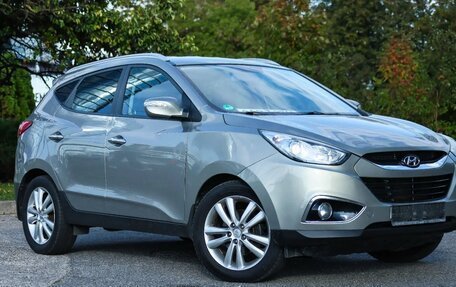 Hyundai ix35 I рестайлинг, 2011 год, 1 100 000 рублей, 1 фотография