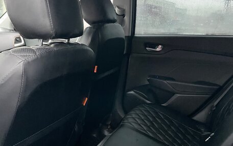 Hyundai Solaris II рестайлинг, 2018 год, 1 100 000 рублей, 8 фотография
