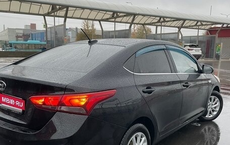 Hyundai Solaris II рестайлинг, 2018 год, 1 100 000 рублей, 11 фотография