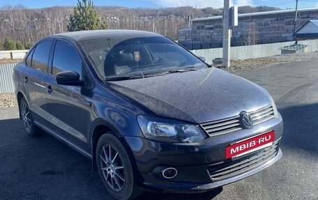 Volkswagen Polo VI (EU Market), 2014 год, 650 000 рублей, 2 фотография