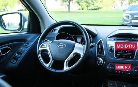 Hyundai ix35 I рестайлинг, 2011 год, 1 100 000 рублей, 8 фотография