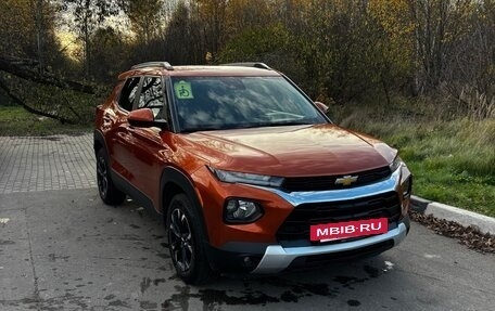 Chevrolet TrailBlazer, 2022 год, 1 950 000 рублей, 3 фотография