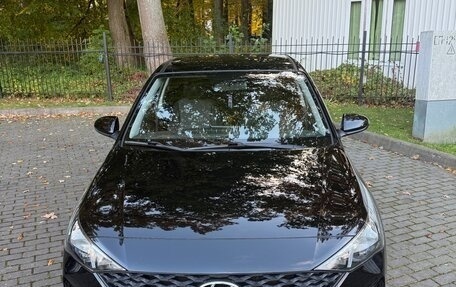 Hyundai Solaris II рестайлинг, 2020 год, 1 700 000 рублей, 8 фотография