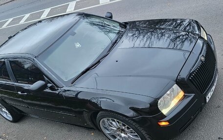 Chrysler 300C II, 2005 год, 850 000 рублей, 8 фотография