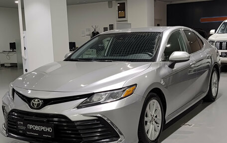 Toyota Camry, 2022 год, 2 430 000 рублей, 5 фотография