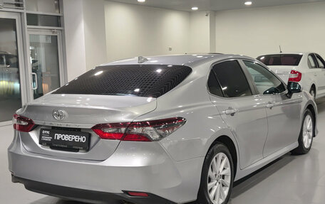 Toyota Camry, 2022 год, 2 430 000 рублей, 9 фотография
