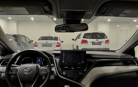 Toyota Camry, 2022 год, 2 430 000 рублей, 18 фотография