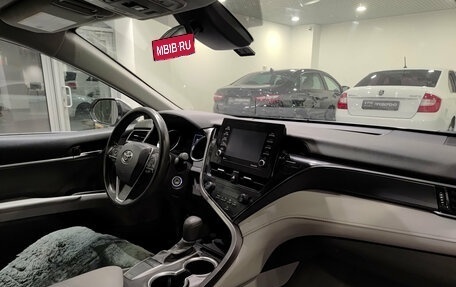 Toyota Camry, 2022 год, 2 430 000 рублей, 15 фотография